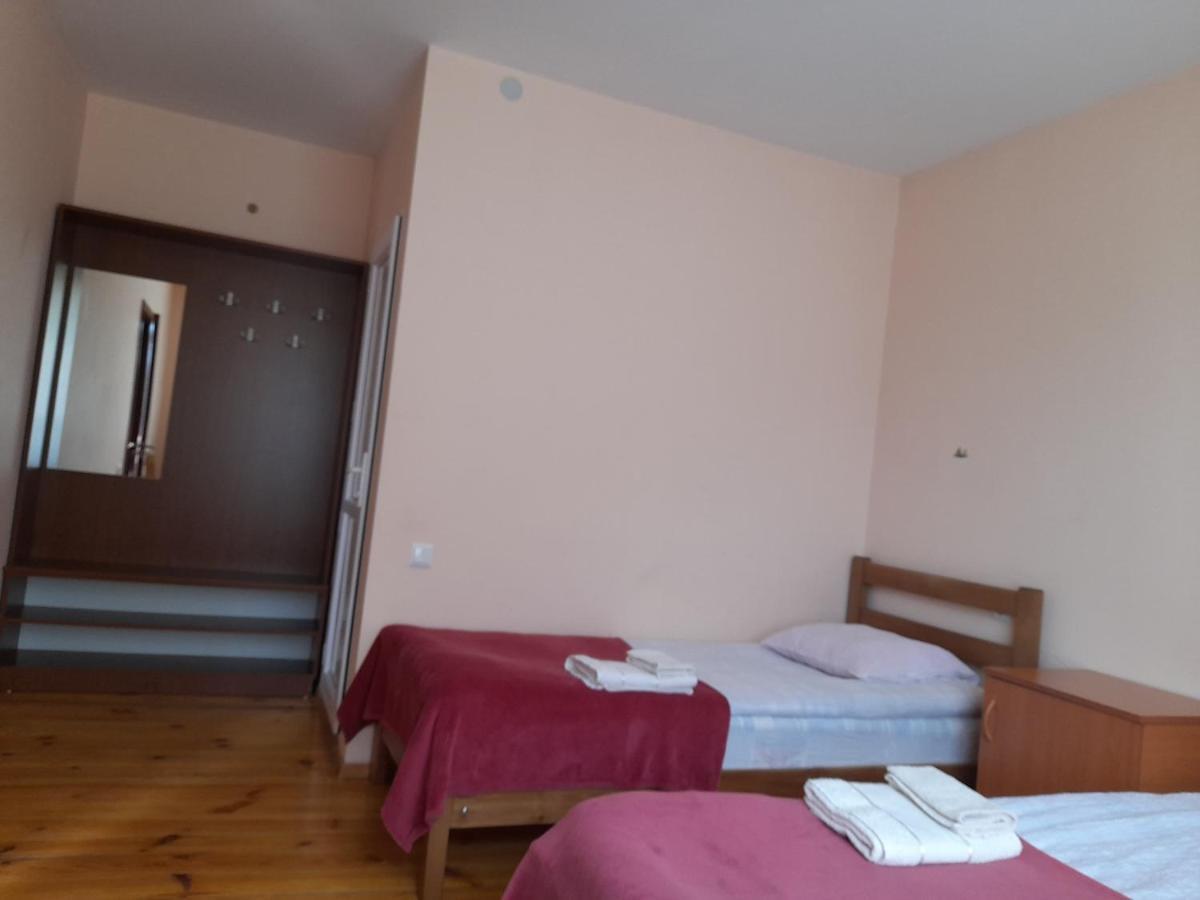 Kera Guest House Kazbegi Exterior foto