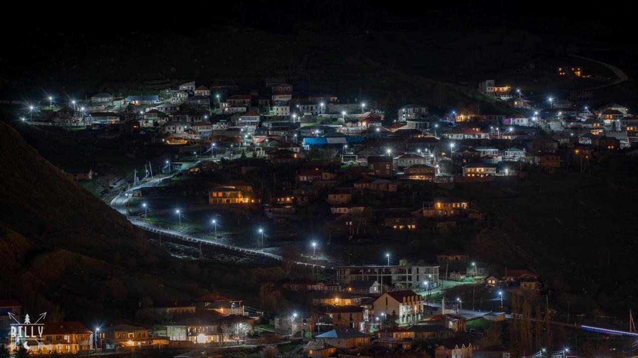 Kera Guest House Kazbegi Exterior foto